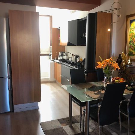 ורונה Piazza Erbe Suites מראה חיצוני תמונה